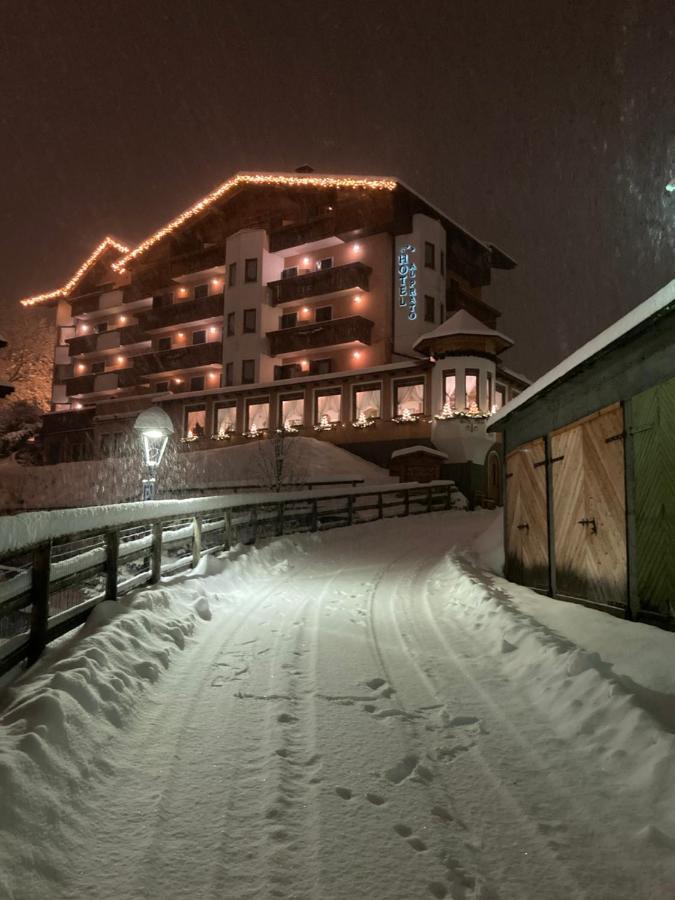 Hotel Al Prato Fiera Di Primiero Extérieur photo