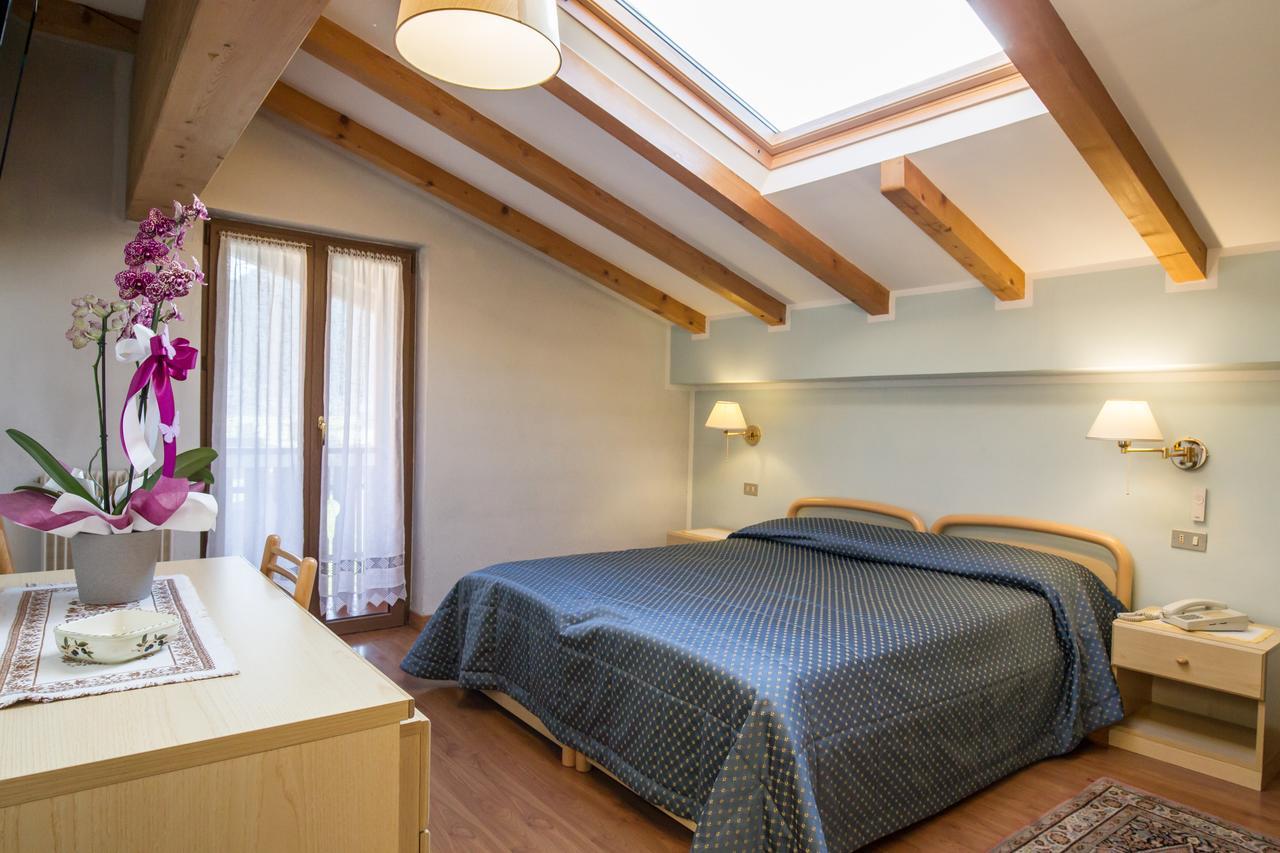 Hotel Al Prato Fiera Di Primiero Extérieur photo