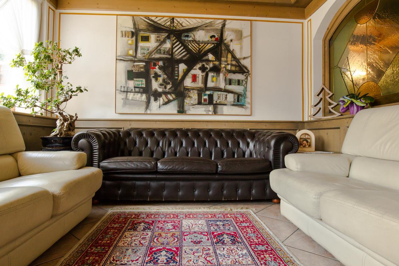 Hotel Al Prato Fiera Di Primiero Extérieur photo