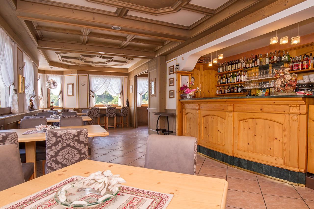 Hotel Al Prato Fiera Di Primiero Extérieur photo