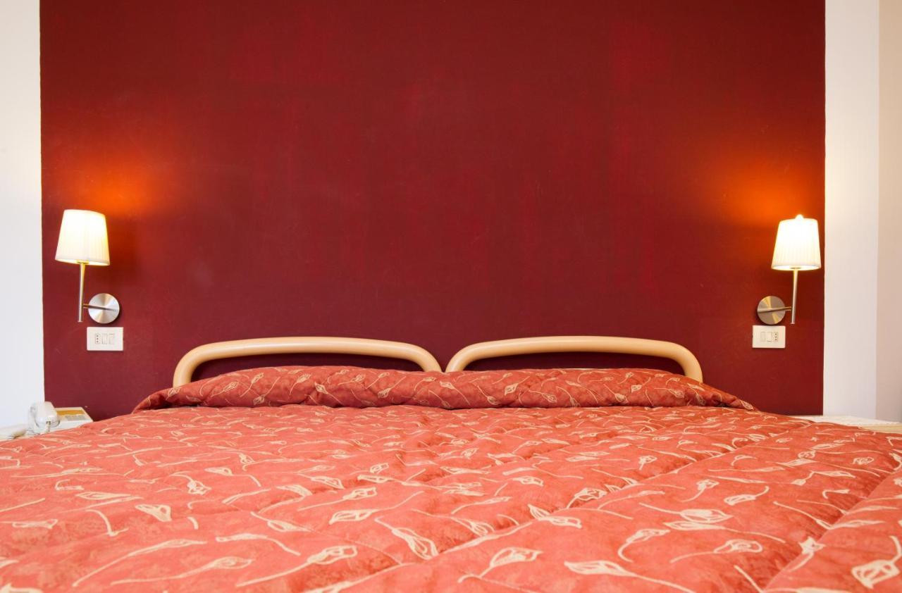 Hotel Al Prato Fiera Di Primiero Extérieur photo